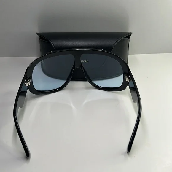 💯- New Authentic TOM FORD SUNGLASSES TOM FORD RELLEN FT1093 01V - Picture 11 of 15